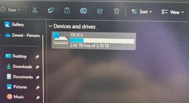Mint
													Dell Alienware Laptop, photo 5 of 5