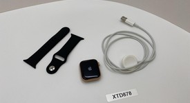 Good
													Apple Watch Series 5 40mm - Unlocked, Gold, A2094 Cellular, Aluminum, photo 1 of 5