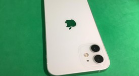 Good
													Apple iPhone 12 - Unlocked, White, 128 GB, A2172, photo 3 of 4