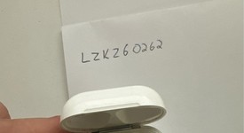 Used
													Apple AirPods 1st Gen - Lightning Case, photo 1 of 4