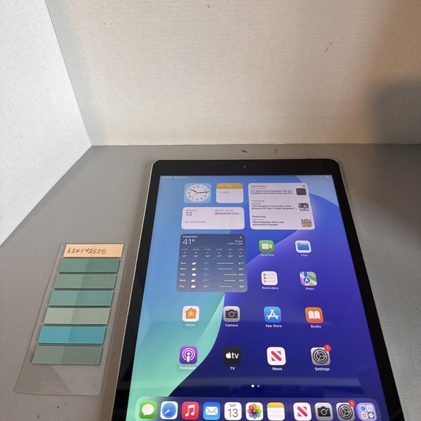 Apple iPad 9th Gen - Wi-Fi, 64 GB, Silver, A2602