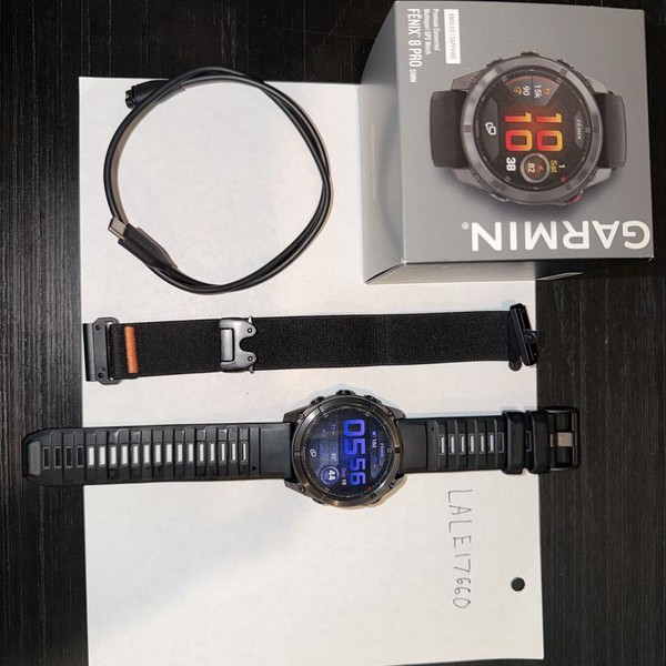 Garmin Fenix 8 Pro - Carbon Gray, AMOLED