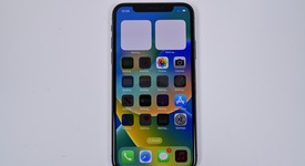Good
													Apple iPhone Xs - AT&T, Gray, 64 GB, A1920, photo 2 of 8