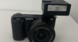 Mint
													Sony ZV-E10 - Black, photo 1 of 10