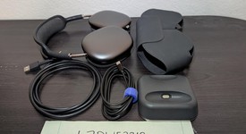 Used
													Apple AirPods Max - Gray, photo 1 of 6