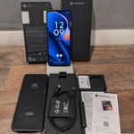 Mint Motorola Razr (2025) - Unlocked, 256 GB, Blue, 8 GB