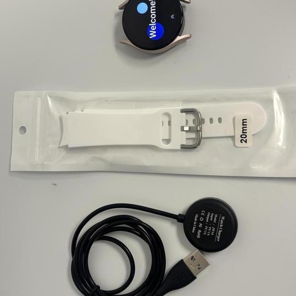 Samsung Galaxy Watch5 - Wi-Fi, Gold, 40mm