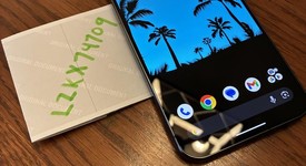 Mint
													Google Pixel 10 Pro XL - Unlocked, Obsidian, 1 TB, GUL82, photo 3 of 11