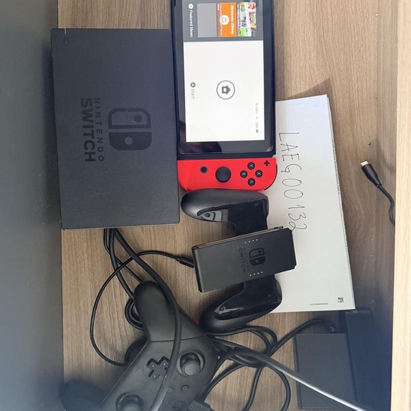 Nintendo Switch - 32 GB, Neon Blue