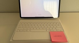 Mint
													Apple iPad Air 13" (M2) 2024 - Wi-Fi, Starlight, 128 GB, A2898, photo 1 of 10