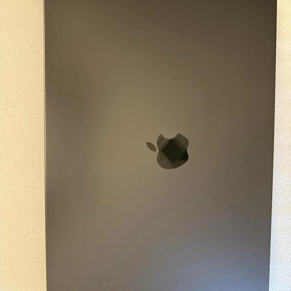 MacBook Pro 2024 - 16 inch - 1 TB, Space Black, 36 GB, Apple M4 Max 14-core