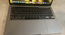 Mint
													MacBook Pro 2022 - 13" - Apple M2, Gray, 256 GB, 8 GB, photo 5 of 11