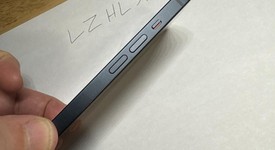 Mint
													Apple iPhone 13 - Visible, Midnight, 128 GB, A2482, photo 5 of 6