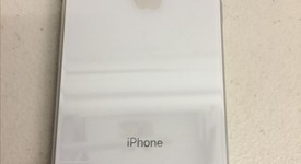 Good
													Apple iPhone X - Verizon, Silver, 64 GB, A1865, photo 3 of 7