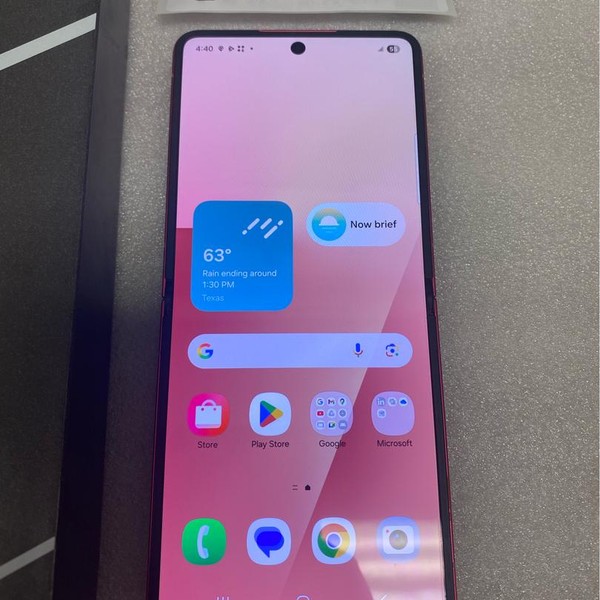 Samsung Galaxy Z Flip7 - Unlocked, 256 GB, Coral, 12 GB, SM-F766U1