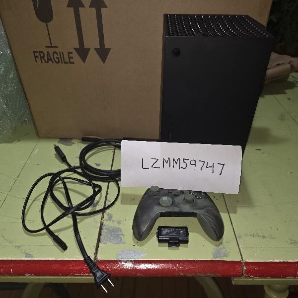 Xbox Series X (2020) - 1 TB, Black, standard