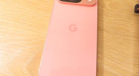 Good
													Google Pixel 9 - Verizon, Peony, 128 GB, 12 GB, G2YBB, photo 4 of 4