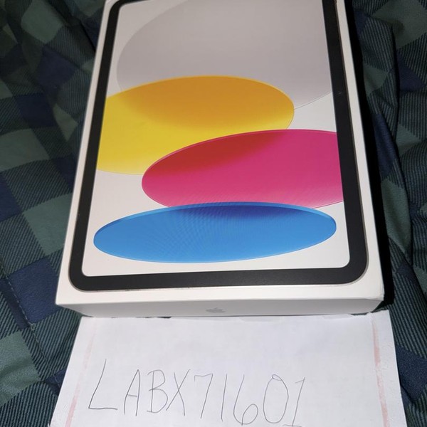 Apple iPad 11th Gen - Unlocked, 128 GB, Silver, A3355