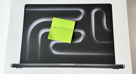 New
													MacBook Pro Late 2023 (M3) - 16" - Apple M3 Max 16-core, Black, 8 TB, 64 GB, 40-core GPU, photo 2 of 5