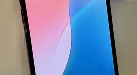 Mint
													Apple iPhone 13 - Boost, Midnight, 128 GB, A2482, photo 2 of 9