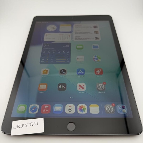 Apple iPad 8th Gen - Unlocked, 32 GB, Gray, A2428