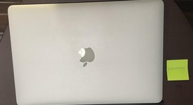 Good
													MacBook Pro 2015 (Retina) - 15" - Silver, 512 GB, 16 GB, photo 1 of 7