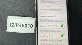 Fair
													Apple iPhone SE 3rd Gen 2022 - Unlocked, Starlight, 64 GB, A2595, photo 3 of 8