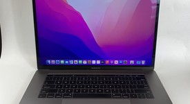 Good
													MacBook Pro 2016 (With Touch Bar) - 15" - Gray, 256 GB, 16 GB, photo 1 of 9