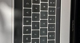 Fair
													MacBook Pro 2018 (With Touch Bar) - 15" - I7, Gray, 256 GB, 16 GB, photo 5 of 8