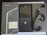 Samsung Galaxy Z Flip7