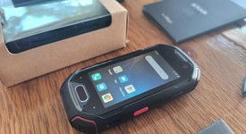 Mint
													Unihertz Atom - Unlocked, Black, 64 GB, 4 GB, photo 4 of 9
