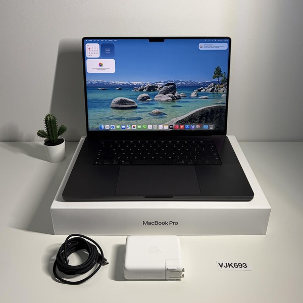 MacBook Pro 2026 - 16 inch (M5) - 1 TB, Space Black, 24 GB, Apple M5 Pro 18-core (20-core GPU), Standard Display