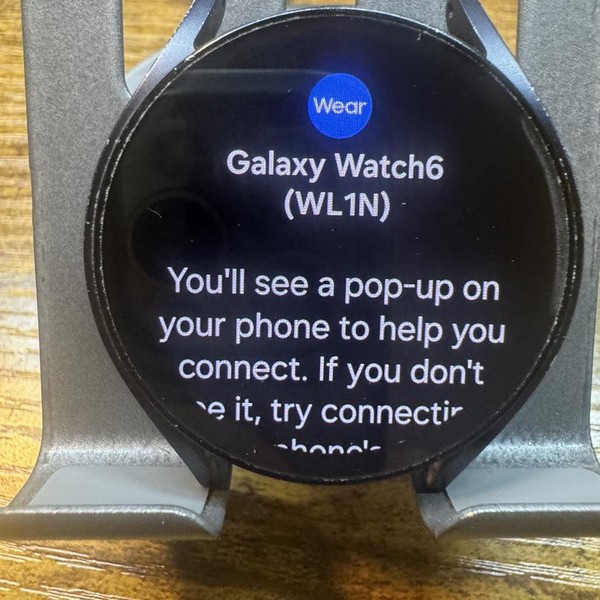 Samsung Galaxy Watch6 - Unlocked, Graphite, 40mm