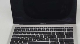 Mint
													MacBook Pro 2017 (No Touch Bar) - 13" - I5, Silver, 512 GB, 8 GB, photo 2 of 8