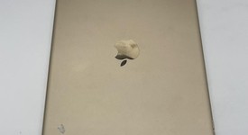 Good
													Apple iPad Pro 10.5" - Wi-Fi, Gold, 64 GB, photo 3 of 9