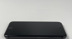 Mint
													Apple iPhone 8 - Unlocked, Gray, 64 GB, A1905, GSM, photo 4 of 6