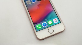 Good
													Apple iPhone SE 1st Gen 2016 - T-Mobile, Rose Gold, 16 GB, A1662, photo 2 of 12