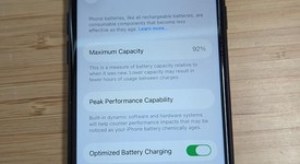 Fair
													Apple iPhone SE 3rd Gen 2022 - Unlocked, Midnight, 64 GB, A2595, photo 1 of 14