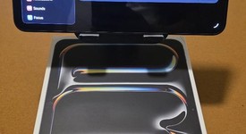 Mint
													Apple iPad Pro 11" (M4) 2024 - Unlocked, Black, 256 GB, 8 GB, A2837, Standard Glass, photo 3 of 14