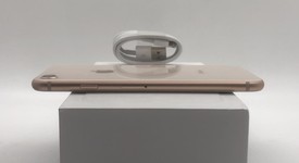 Good
													Apple iPhone 8 - T-Mobile, Gold, 64 GB, A1905, GSM, photo 5 of 10