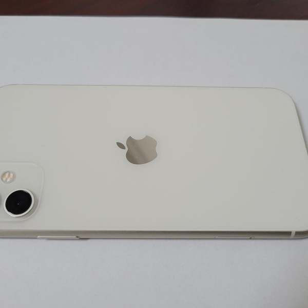 Apple iPhone 11 - Unlocked, 64 GB, White, A2111