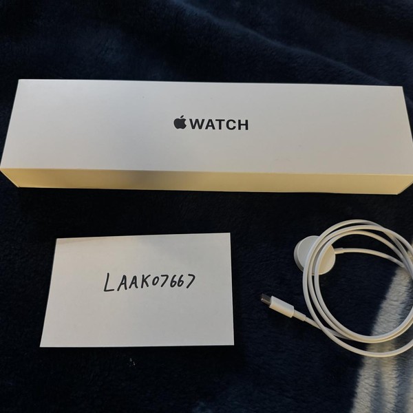 Apple Watch SE 1st Gen 44mm - Gray, A2352 - GPS, Aluminum