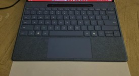 Good
													Microsoft Surface Pro 11 - Platinum, 1 TB, 32 GB, photo 3 of 10