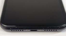 Fair
													Apple iPhone Xr - Verizon, Black, 128 GB, A1984, photo 4 of 10