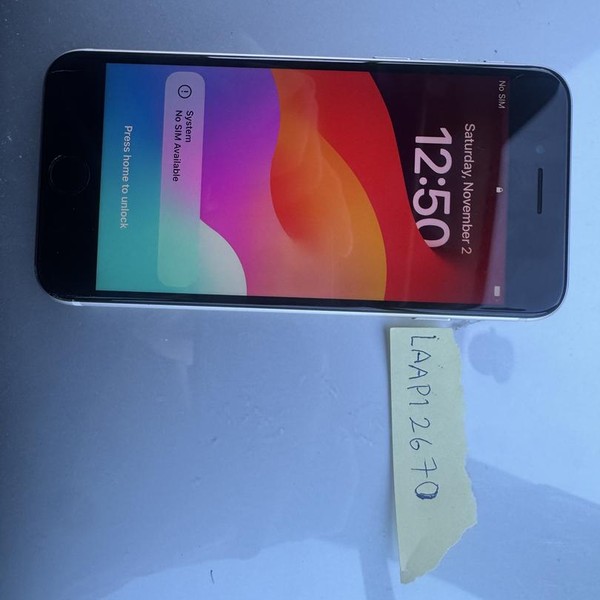 Apple iPhone SE 3rd Gen 2022 - Unlocked, 64 GB, Starlight, A2595