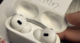 Used
													Apple AirPods Pro 2 - USB-C, photo 2 of 5