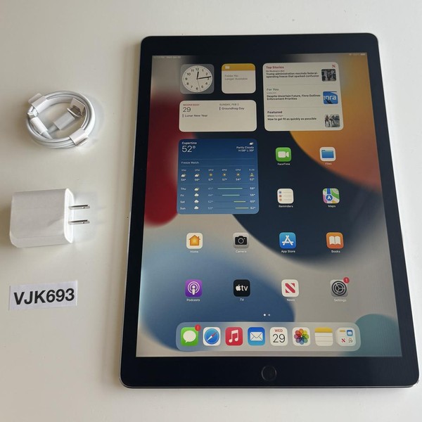 Apple iPad Pro 12.9 inch 2nd Gen 2017 - Unlocked, 512 GB, Gray