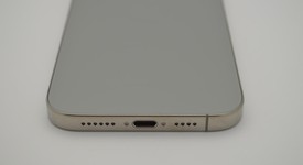 Mint
													Apple iPhone 16 Pro Max - Unlocked, Black, 512 GB, A3084, photo 4 of 11