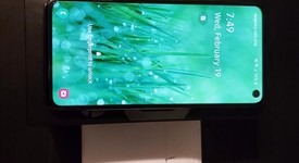 Mint
													Samsung Galaxy S10e - Unlocked, Black, 128 GB, 6 GB, SM-G970U1, photo 4 of 8