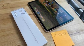 Mint
													Apple iPad Air 5th Gen - Wi-Fi, Gray, 256 GB, A2588, photo 2 of 5